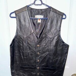 Roper Men's Classic Black Vest